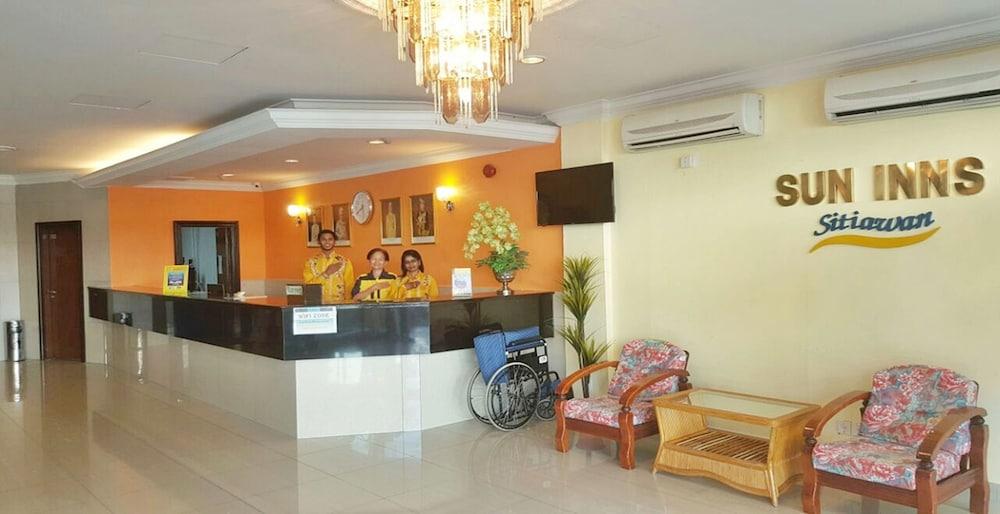 Sun Inns Hotel Sitiawan Bagian luar foto