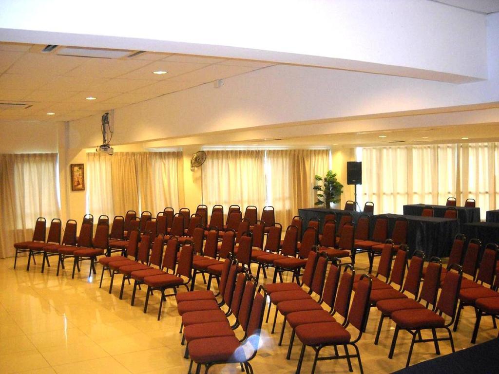 Sun Inns Hotel Sitiawan Bagian luar foto