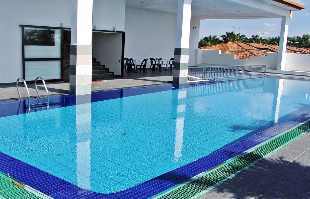 Sun Inns Hotel Sitiawan Bagian luar foto