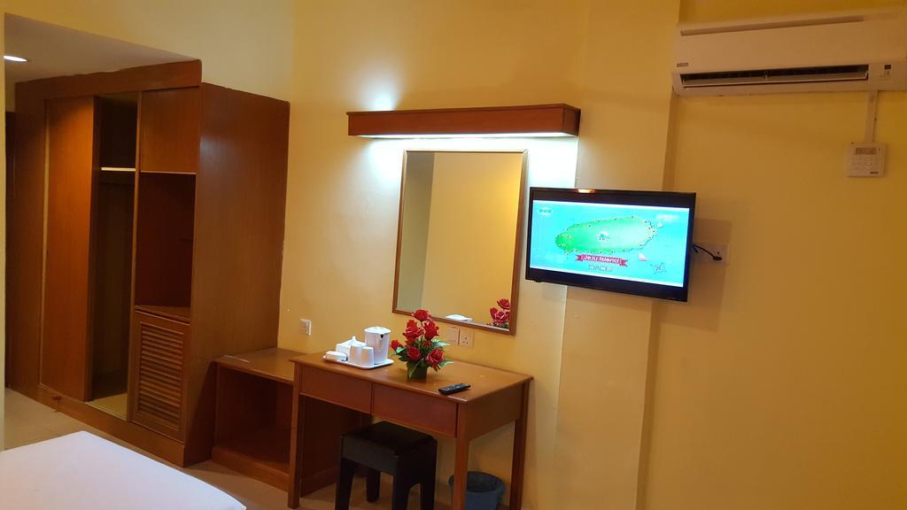 Sun Inns Hotel Sitiawan Bagian luar foto