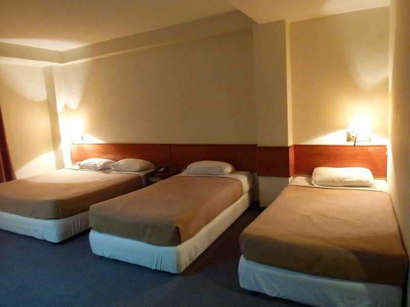 Sun Inns Hotel Sitiawan Bagian luar foto