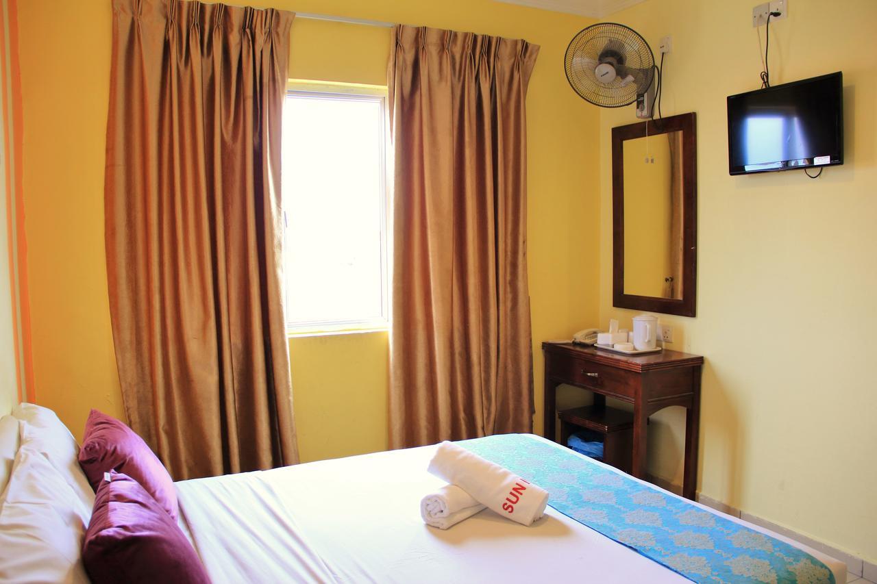 Sun Inns Hotel Sitiawan Bagian luar foto